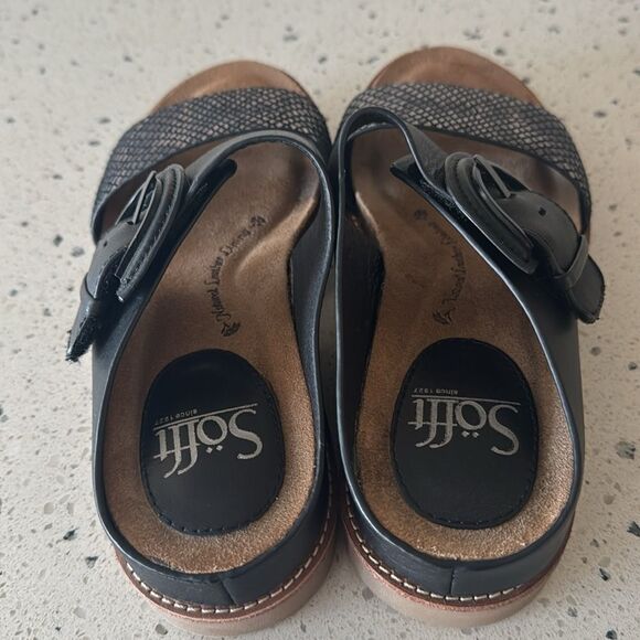 Sofft Braye Women’s Size 6 Black Leather Comfort Sandals Slip On Low Wedge Slide - Picture 9 of 12